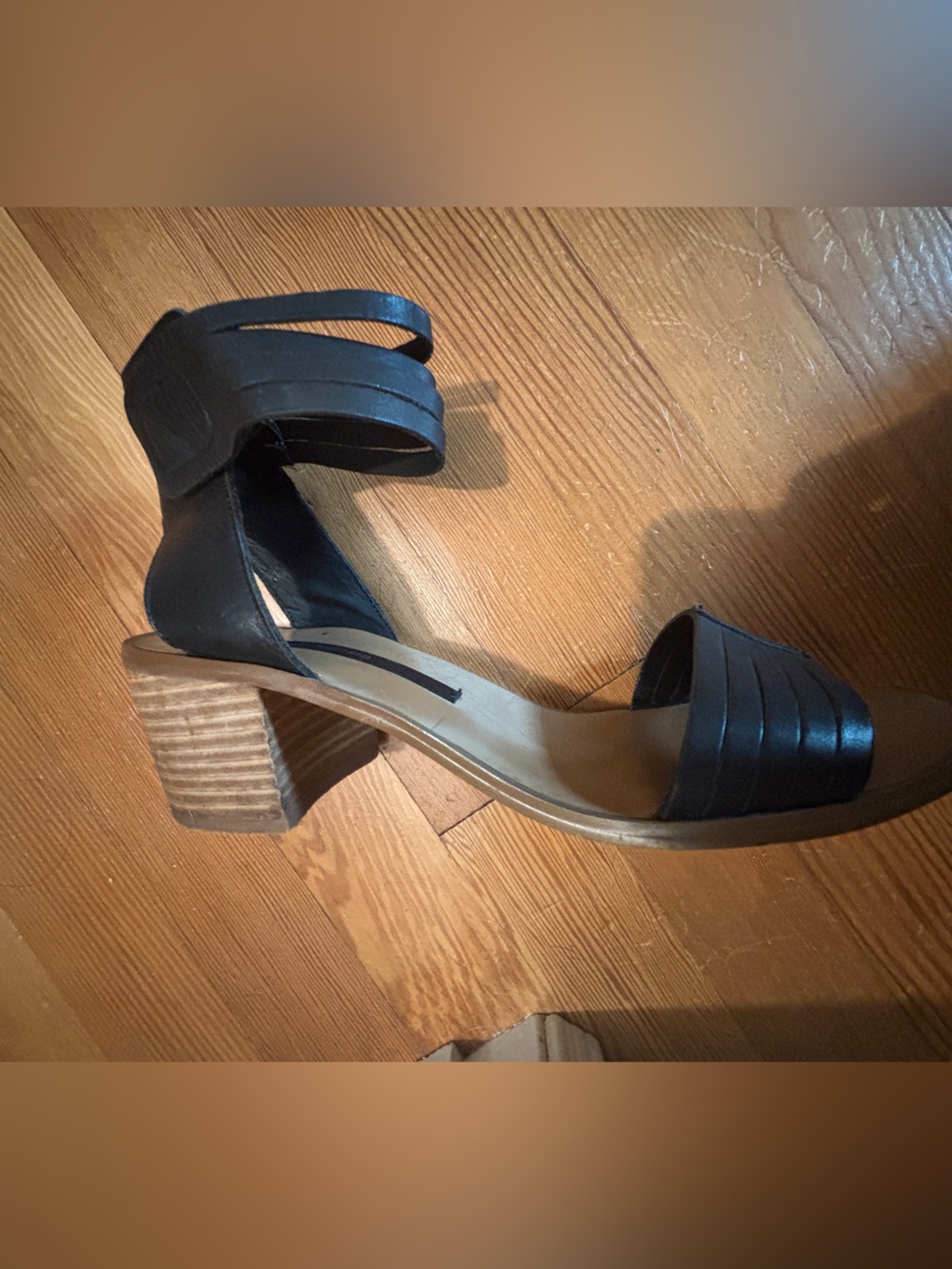 kenzie Black Ankle-Strap Open-Toe Sandals - Picture 2 of 3